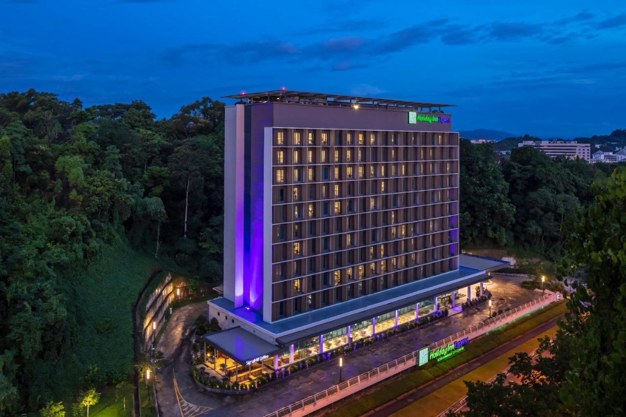 Holiday Inn Express Kota Kinabalu City Centre By Ihg מראה חיצוני תמונה